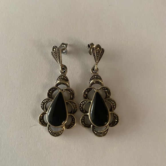 ❤️Sterling Silver Marcasite and Onyx earrings - Picture 3 of 6